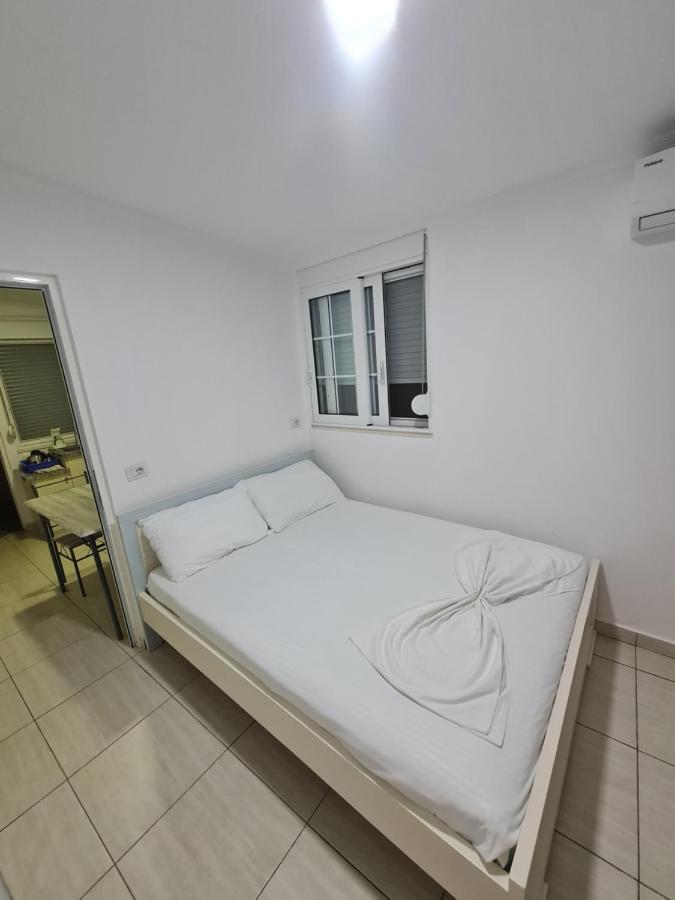 Amber Apartments Саранда Экстерьер фото